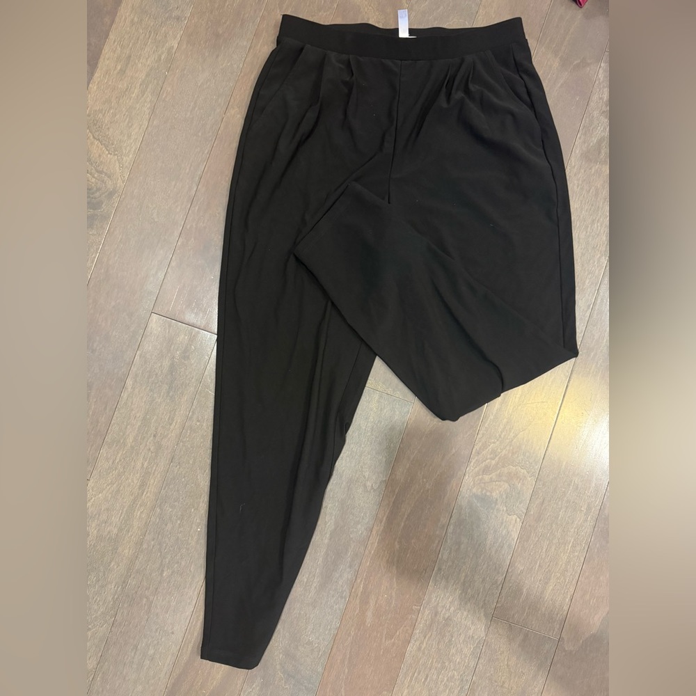 Stretchy Black Leith Pants